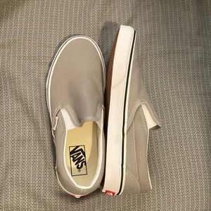 GREY BRAND NEW NEVER BEEN WORN VANS. *Box included*